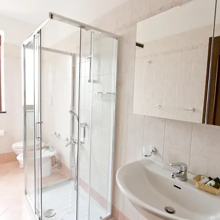 Guest house La Carmelina 3*